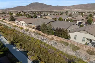 10131 Quintana Dr, Reno, NV 89521 - Photo 47