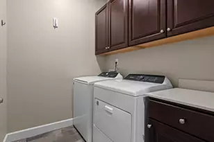10131 Quintana Dr, Reno, NV 89521 - Photo 35