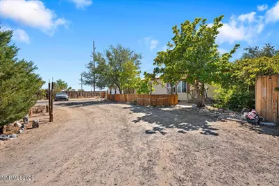 1475 Banner Avenue, Silver Springs, NV 89429 - Photo 3