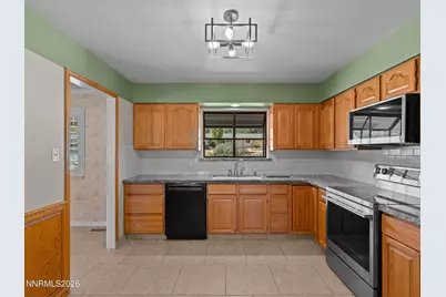 13005 South Hills Drive, Reno, NV 89511 - Photo 3
