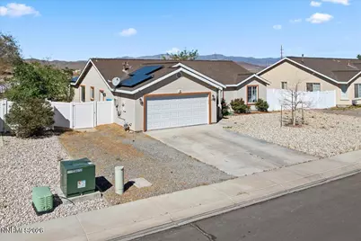 1342 White Bluffs Circle, Fernley, NV 89408 - Photo 3