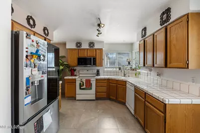 2195 Canyon Point Court, Sparks, NV 89436 - Photo 15