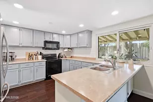 704 Glen Meadow Dr, Sparks, NV 89434 - Photo 11
