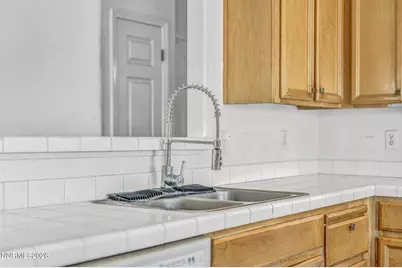 201 Emigrant Way, Fernley, NV 89408 - Photo 15