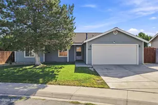 202 Rosecrest Dr, Fernley, NV 89408 - Photo 1