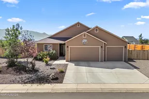 135 Cambridge Dr, Dayton, NV 89403 - Photo 1