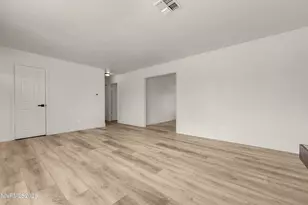 3035 Attridge Pl, Reno, NV 89503 - Photo 7