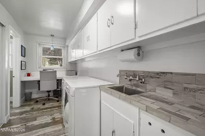 68 Sunnyside Drive, Reno, NV 89503 - Photo 11