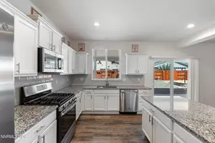 18723 Salvatore Ct, Reno, NV 89508 - Photo 15