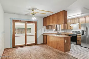170 River Village Cir, Dayton, NV 89403 - Photo 7
