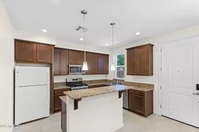 907 W End Street, Carson City, NV 89701 - Photo 5