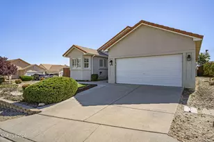 6784 N Drexel Dr, Sparks, NV 89436 - Photo 3