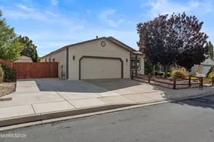 6904 Brahms Dr, Sun Valley, NV 89433 - Photo 9