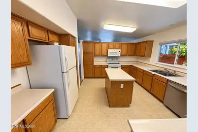 18300 Alderwood Court, Reno, NV 89508 - Photo 15