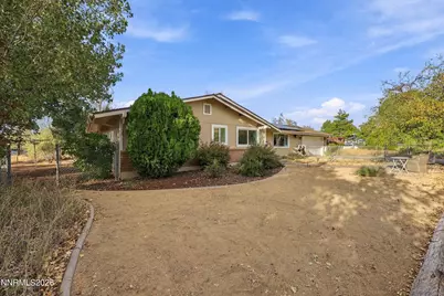 885 Winchester Drive, Reno, NV 89506 - Photo 7