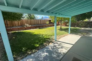 10052 Albite St, Reno, NV 89506 - Photo 7