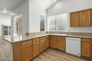 5658 Hunting Creek Way, Sparks, NV 89436 - Photo 15