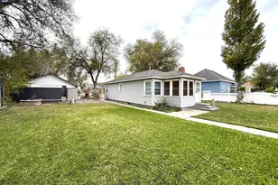 260 W 2nd St, Battle Mountain, NV 89820 - Photo 1