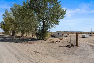 2035 E 7th St, Silver Springs, NV 89429 - Photo 3