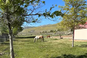 305 Rowel Cir, Reno, NV 89508 - Photo 3