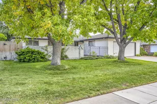 604 W Long St, Carson City, NV 89703 - Photo 3