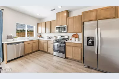 2261 Unionville Court, Reno, NV 89506 - Photo 9