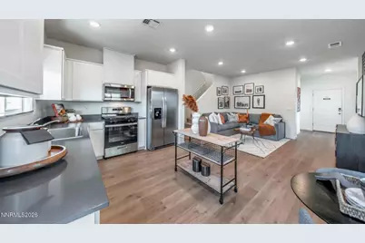 8333 Violet Oak Drive, Reno, NV 89506 - Photo 7
