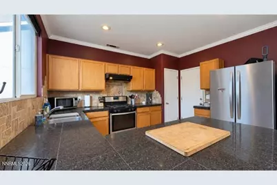 8221 Big River Drive, Reno, NV 89506 - Photo 7