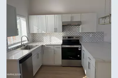 7355 Lindsey Lane, Sparks, NV 89436 - Photo 5