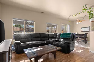 9445 Pine Tree Ct, Reno, NV 89506 - Photo 7