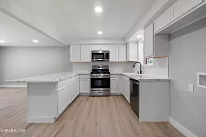 1337 Toiyabe Avenue, Gardnerville, NV 89410 - Photo 11