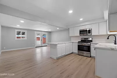 1337 Toiyabe Avenue, Gardnerville, NV 89410 - Photo 9