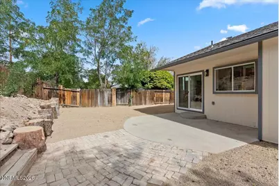 7295 Lindsey Lane, Sparks, NV 89436 - Photo 31