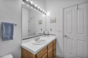 1724 Pinoak Ln, Carson City, NV 89703 - Photo 35