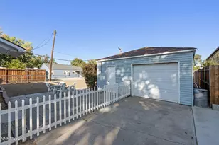 974 6th St, Sparks, NV 89431 - Photo 29
