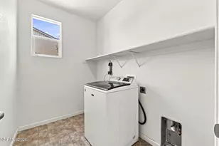 11640 Verazae Dr, Reno, NV 89521 - Photo 11