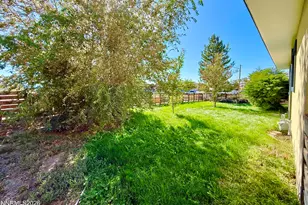 21 Arnold Ave, Winnemucca, NV 89445 - Photo 11