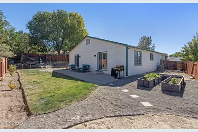 5687 Peach Court, Sun Valley, NV 89433 - Photo 3
