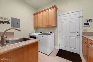 401 Kingsbarn Ct, Dayton, NV 89403 - Photo 53