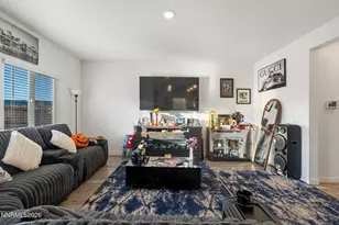 613 Pleasant Vis Dr, Reno, NV 89506 - Photo 5