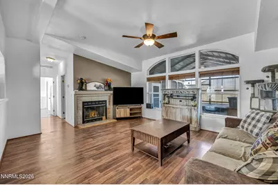 5285 Lemon Street, Silver Springs, NV 89429 - Photo 9