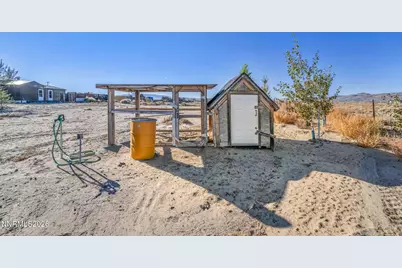 5285 Lemon Street, Silver Springs, NV 89429 - Photo 45