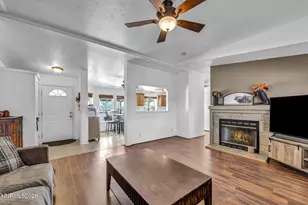 5285 Lemon St, Silver Springs, NV 89429 - Photo 13