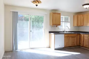 12095 Kernite St, Reno, NV 89506 - Photo 7