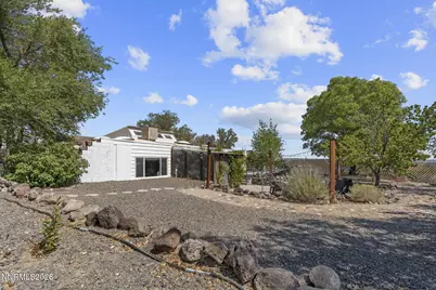 2565 Ruby Avenue, Silver Springs, NV 89429 - Photo 9