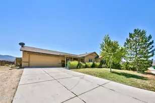 139 Deschutes Dr, Dayton, NV 89403 - Photo 3