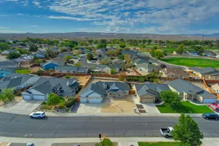 741 Divot Dr, Fernley, NV 89408 - Photo 41