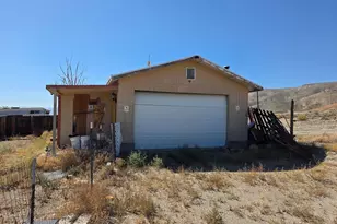 138 4th Ave, Yerington, NV 89447 - Photo 1