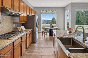 548 Echo Ridge Ct, Reno, NV 89511 - Photo 15