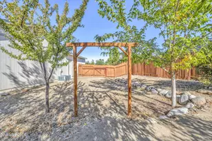 5474 Cabin Ct, Sun Valley, NV 89433 - Photo 29